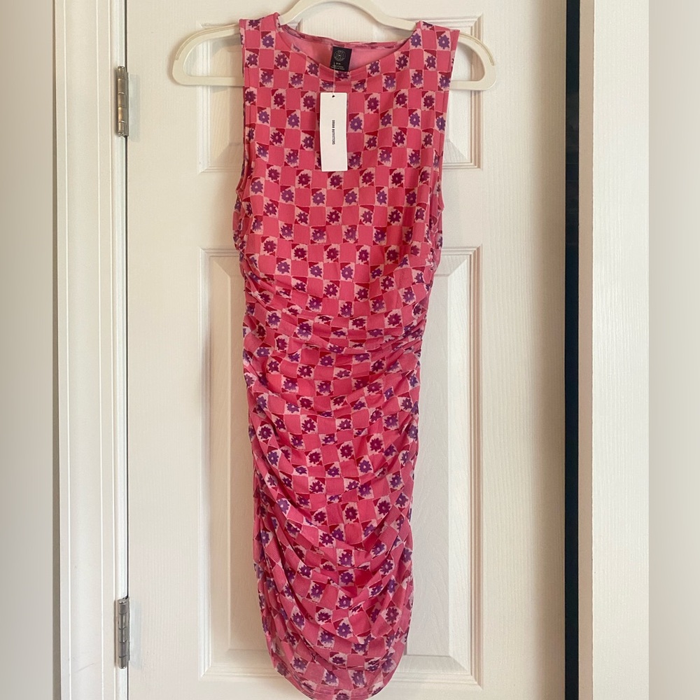 NEW WITH TAGS Urban outfitters pink mini dress medium